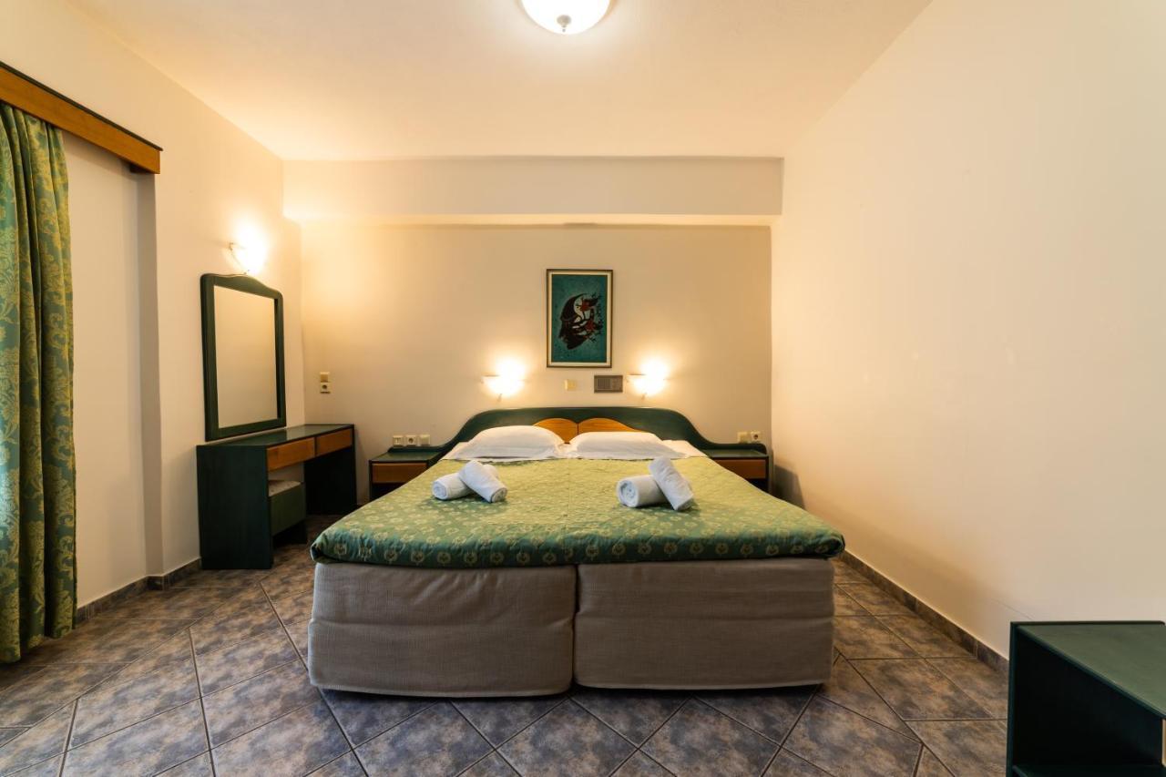 Hotel Odeon Vasilikí Eksteriør billede